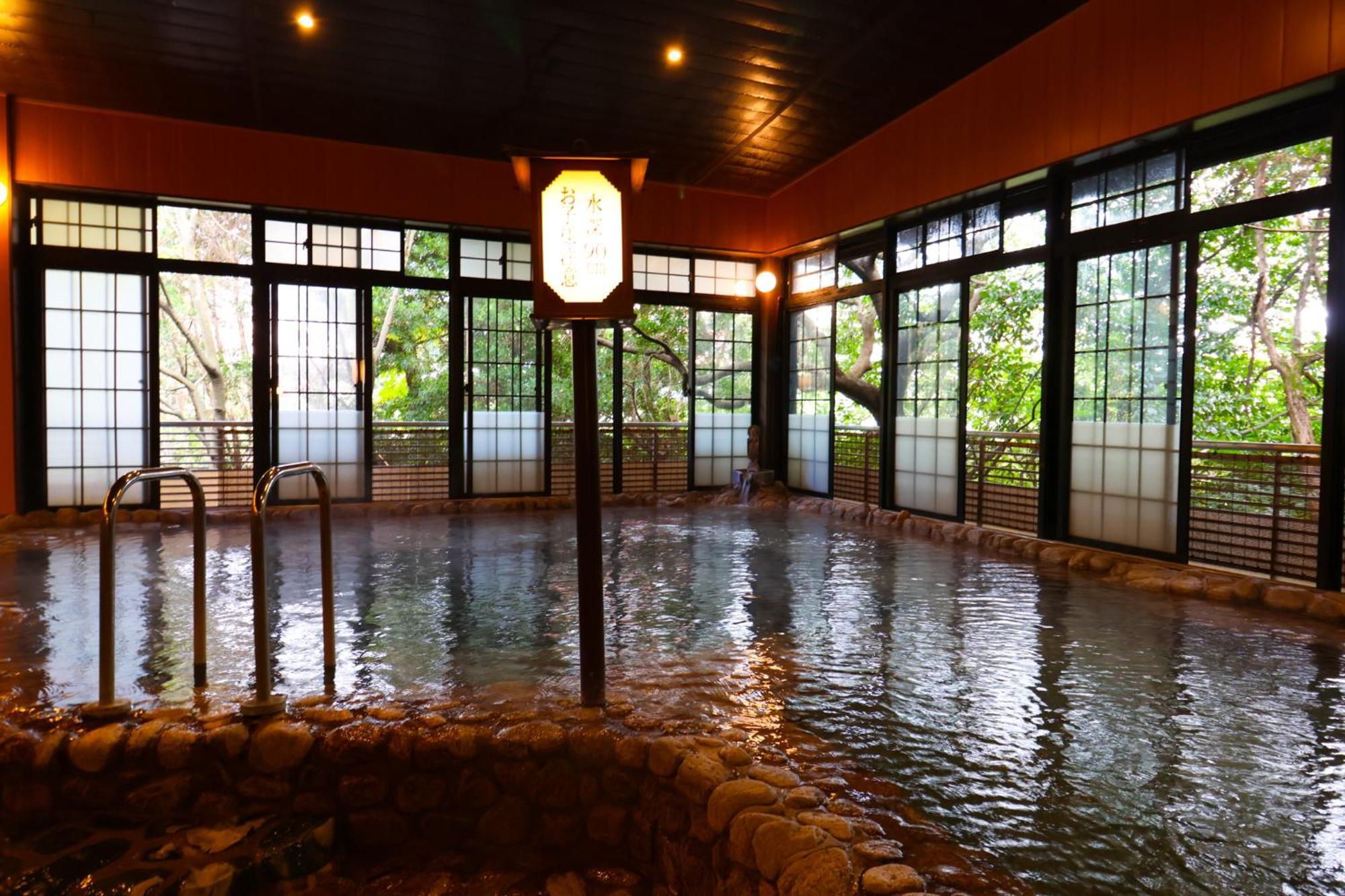 Hotel Futsukaichi Hot Spring - Daimaru Besso Chikushino Esterno foto